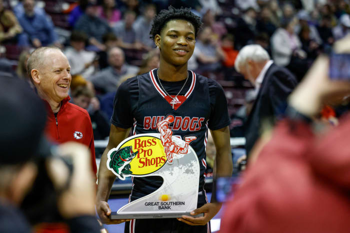 Bass Pro Tournament of Champions Missouri boys basketball dunk contest January 13 2024 Nate Latsch 25470